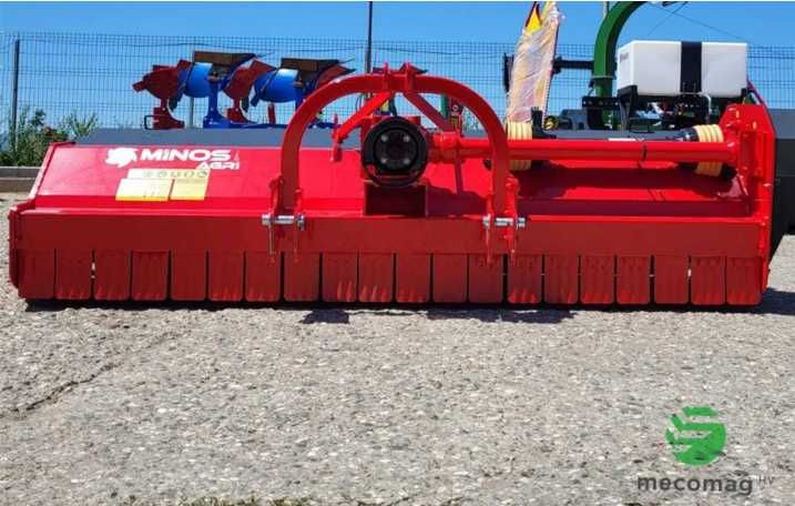 Tocator vegetatie / mucher MINOS 260 cm UTILIZAT