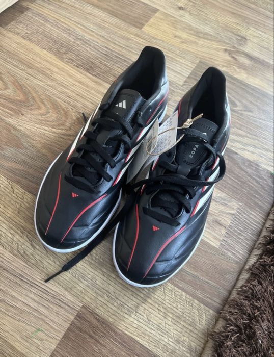 Ghete de fotbal ! Adidas ! Noi! Negociabil!