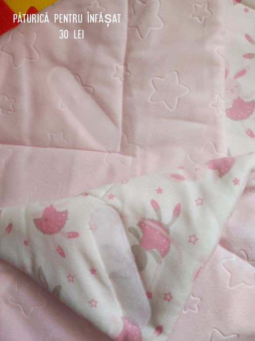 Hăinuțe noi cu etichetă pentru fetițe