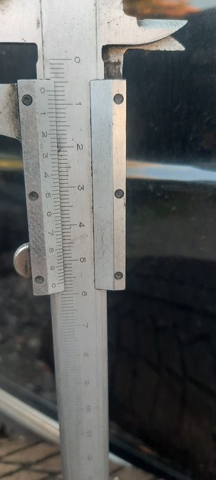 Гуми зимни в много добро състояние цената е за 2 бр