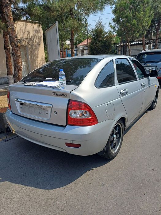 Срочно продаётся Приора 2008год.1.8 мотор