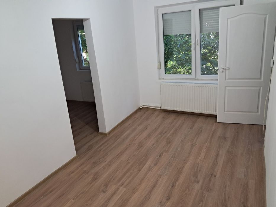 Apartament cu 3 camere