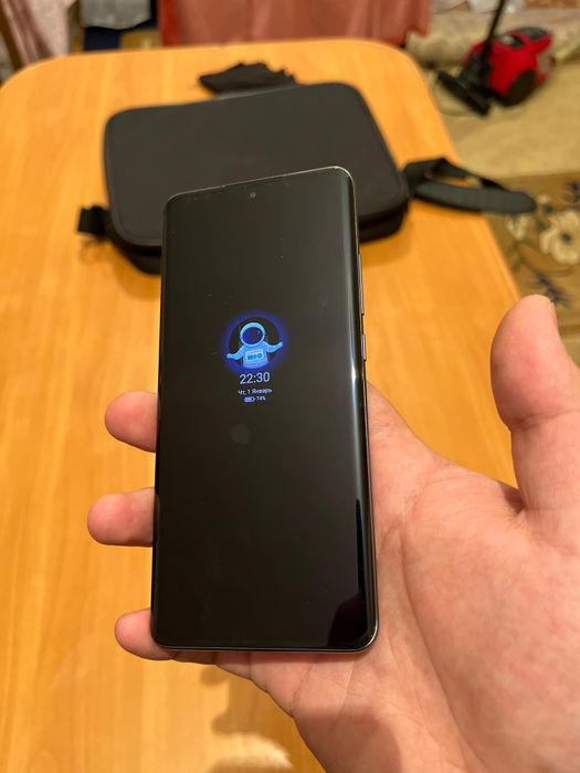 Xiaomi 12 256/12 обмен есть