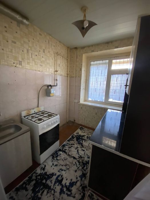 Срочно сотилади 2/4/9