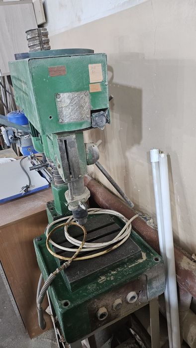 Сверлильный станок советский