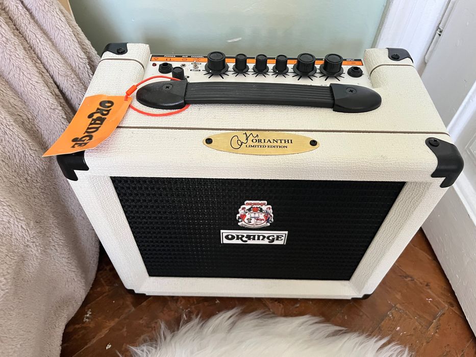 Amplificator chitara ORANGE Crush 20RT Orianthi edition