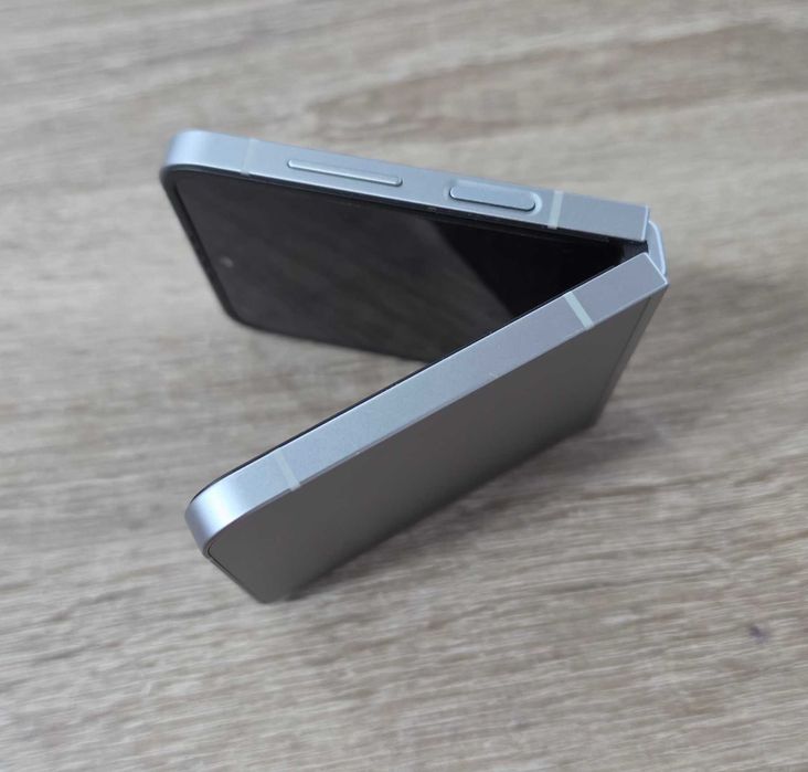 Samsung Galaxy Z Flip6 5G 256GB