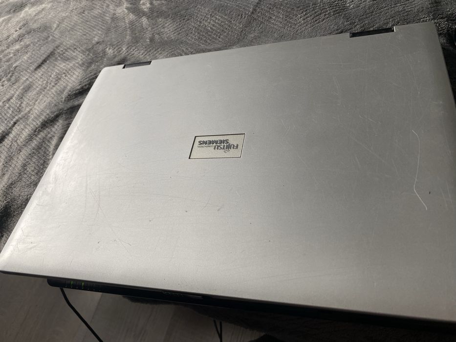 Laptop pentru piese