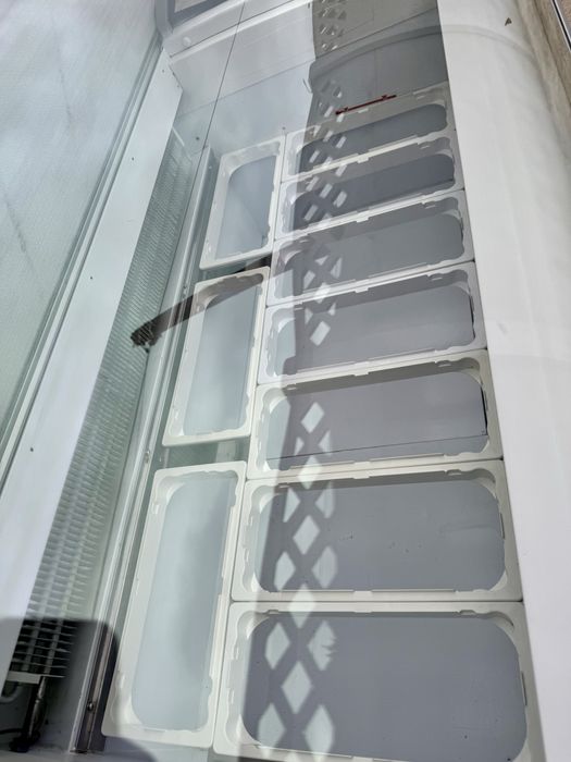 Vând vitrine înghețată la cupă/ice cream bar/stradal