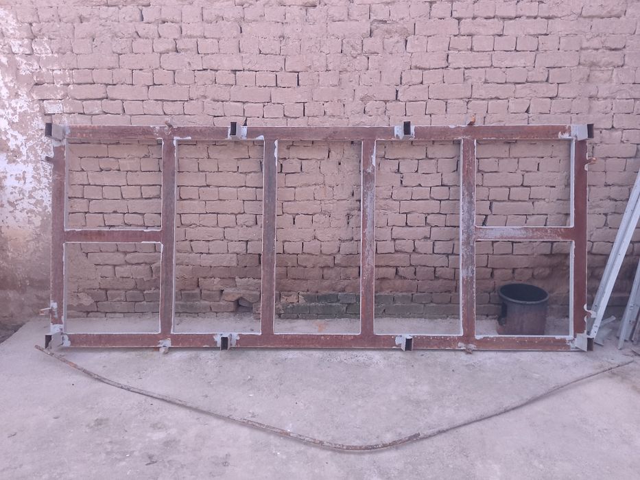 Поддон железный бу