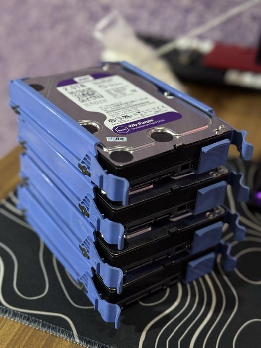 Продам жесткие дискы 2ТБ WD