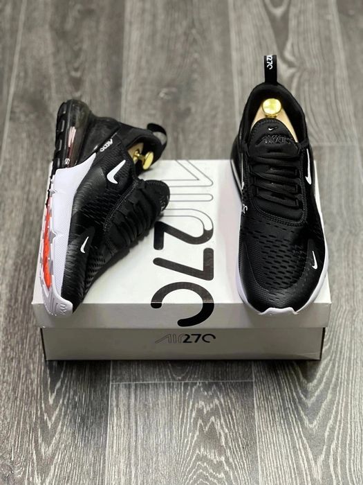 Кроссовки Nike air max 270