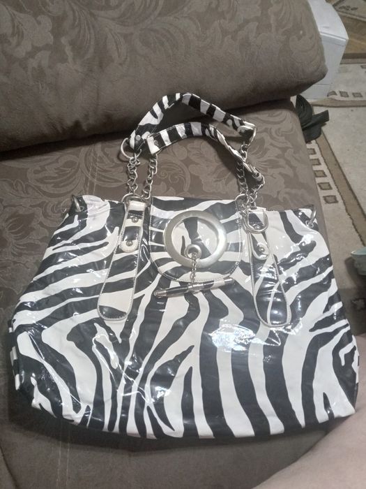 Дамски кожени чанти