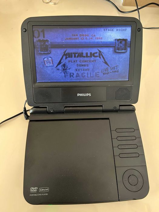 Philips Портативен DVD плейър PET721D