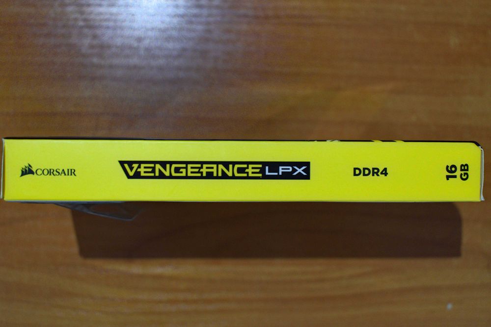 Corsair Vengeance LPX 16GB(4x4GB) 3200MHZ DDR4 CMK16GX4M4C3200C16