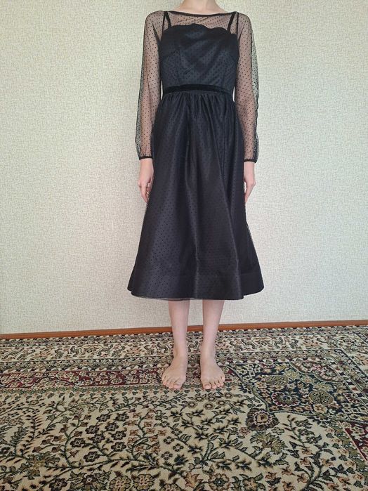 Продаётся вечерние платья , новые .