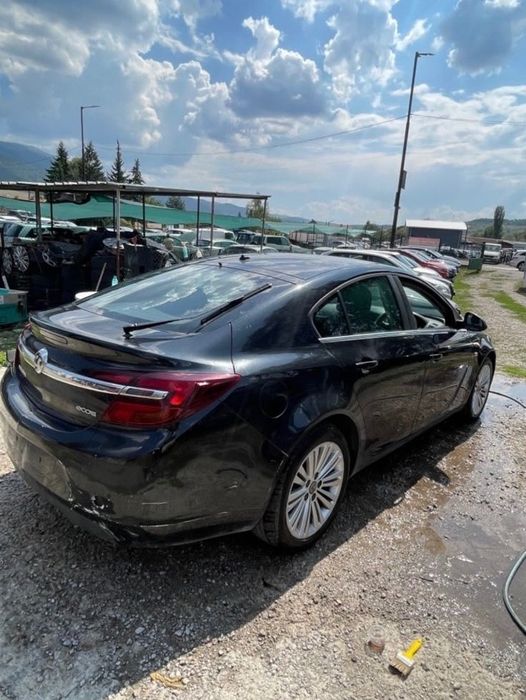 Opel Insignia 2015г 2.0 дизел на части