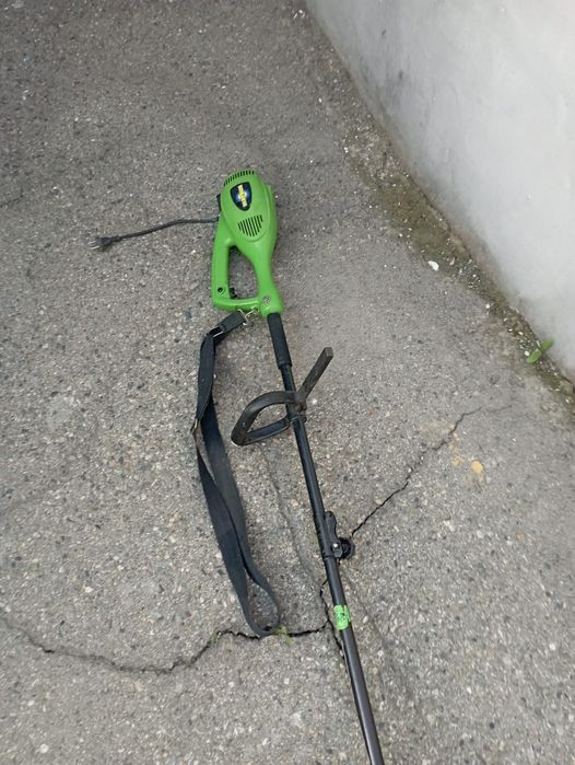 Электротриммер Mateus