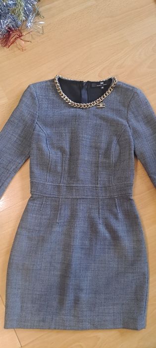 Elisabetta Franchi рокля с вълна