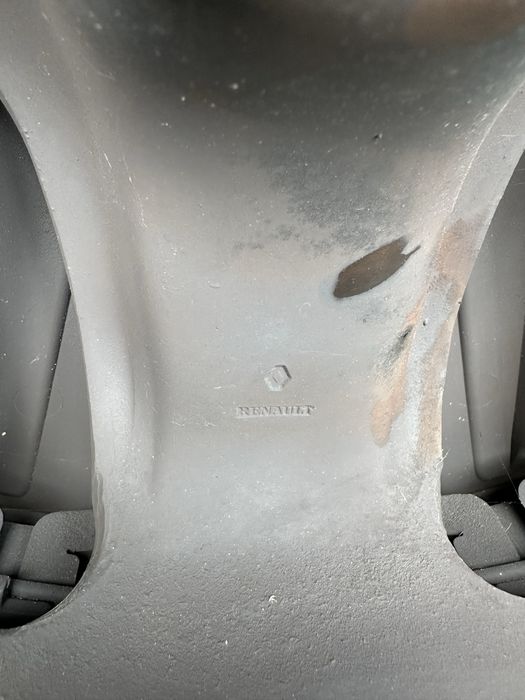 Оригинални джанти с гуми за Renault Megane IV 5x114,3 16”