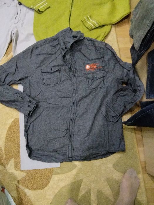 Лотове с ризи по 10 лева.