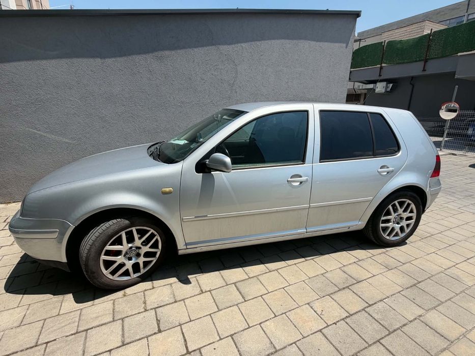 Продава се VW Golf 4 1.6