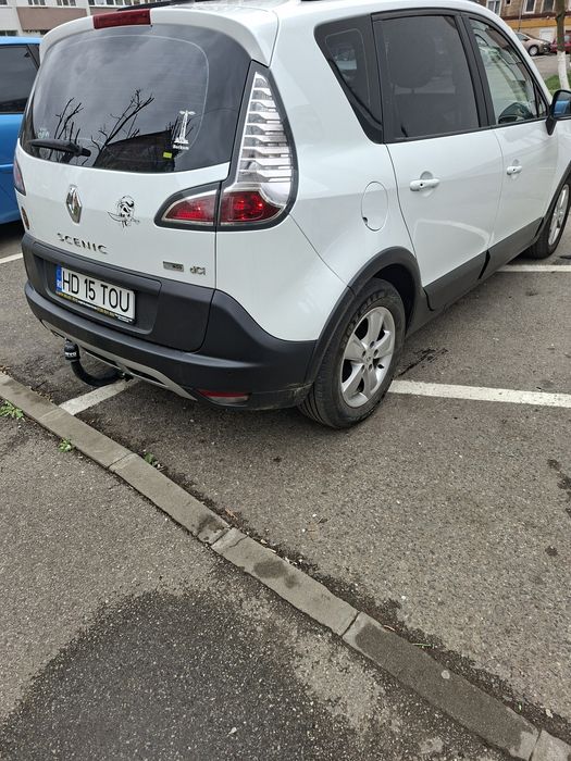 Vând Renault senic x-mode