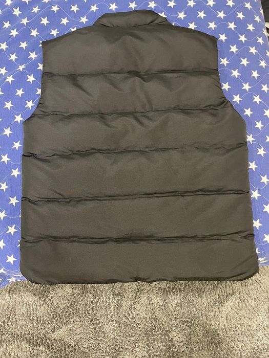 Оригинална Жилетка Canada Goose размер XL в перфектно състояние