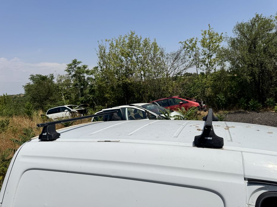 Напречни греди за багажник Thule