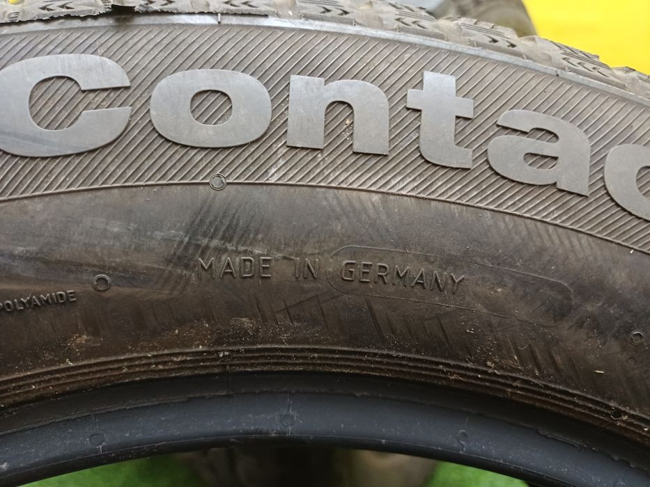 Шины 225/55 R16 Continental комплект.
