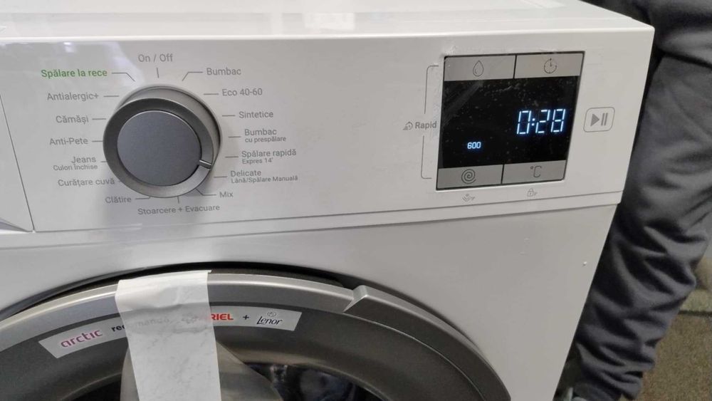 A+++ Пералня машина Arctic-Беко 7 кг 1200 об/мин IronExpressExtraSteam
