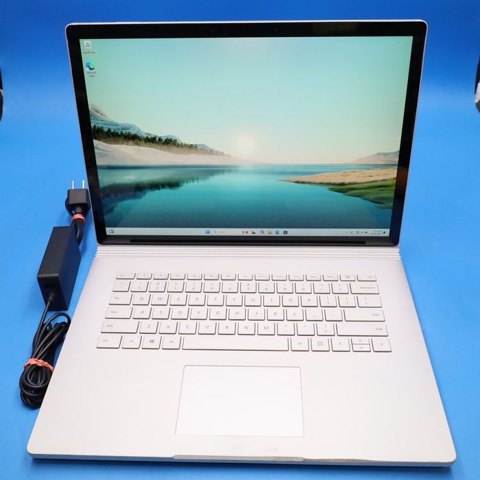 Microsoft Surface Book 2  i7 8650u RAM 16  GTX 1060/6Gb  продам срочно