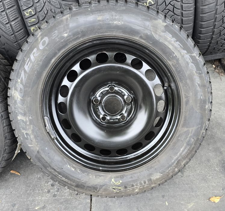 Set 4 jante tablă Volkswagen 16 cu anvelope iarnă 215/60/16