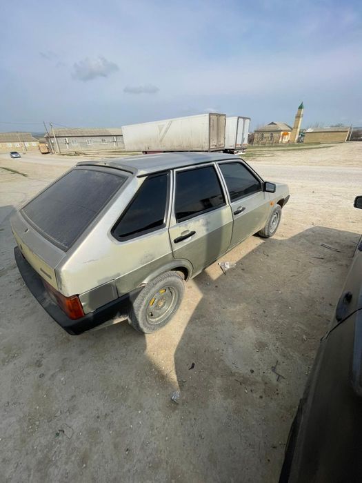 Здравствуйте продаю машину