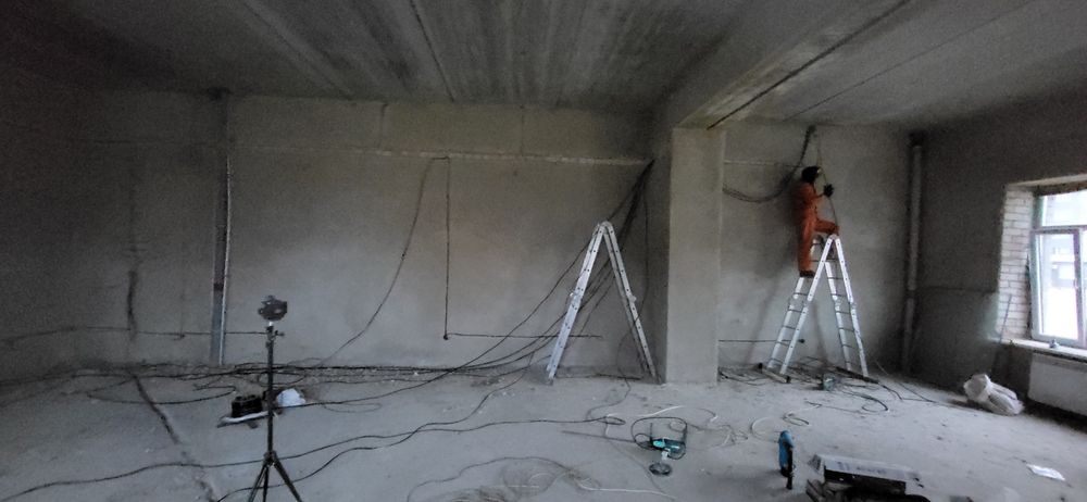 Услуги Электрика.  Электромонтаж