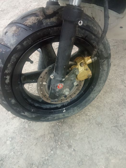 Schimb sau vind scuter Yamaha mbk 50cc 2t