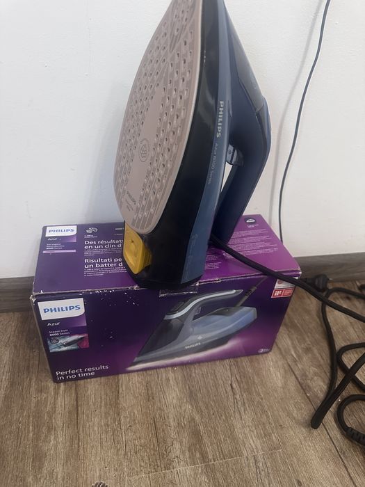 Fier de calcat Philips