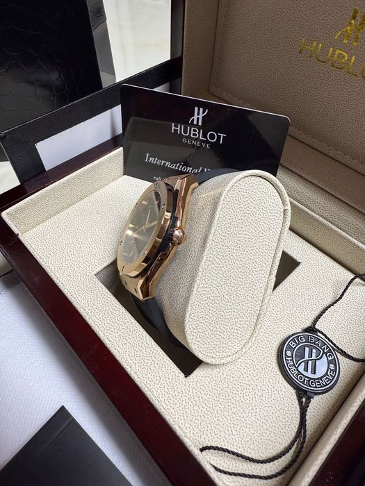 Hublot Classic Fusion rose gold