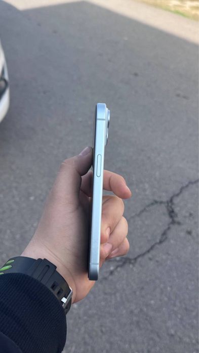 Айфон 15 в отличном состоянии