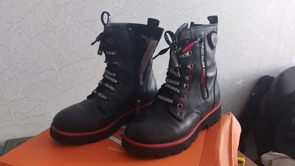 Ботинки для девочки