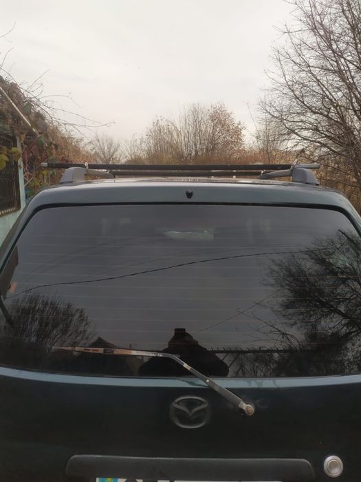 Продам машину Mazda Demio