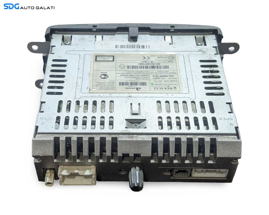 Unitate Radio CD Player Dacia Duster 2010 - 2015 Cod 281155248R [LR4456]