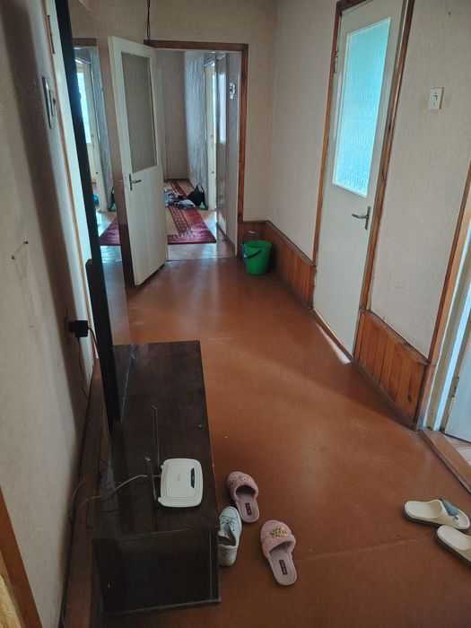 Yashnobot metroni oldida qizlarga ayollarga  kvartira yosh oila bn she