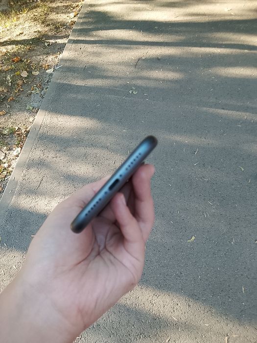 Айфон 11 128 гб продам