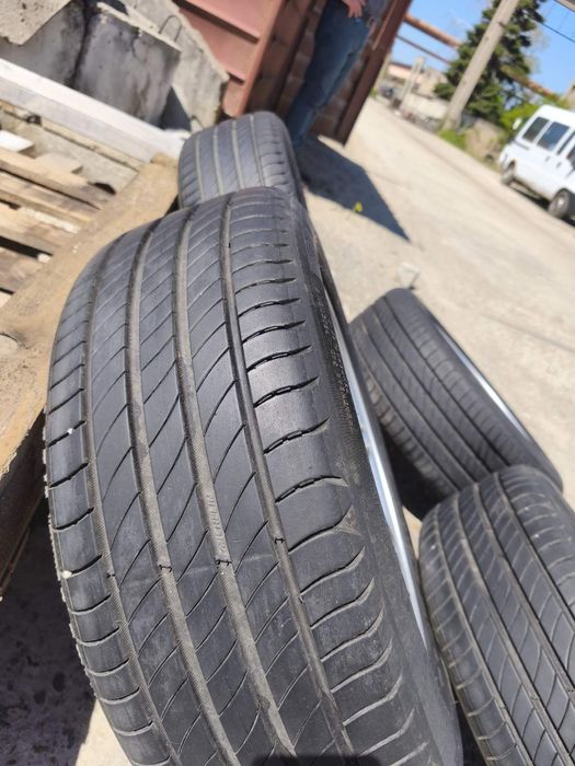 Летни гуми MICHELIN 205/55/R16  с джанти за VOLVO / 4-ри броя