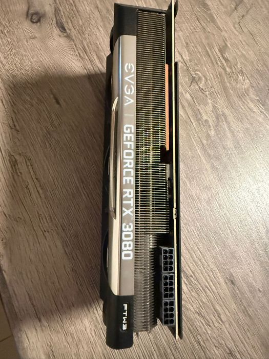 Geforce RTX 3080 EVGA FTW3 10GB