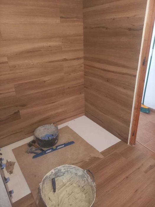 Професионално лепене на плочки