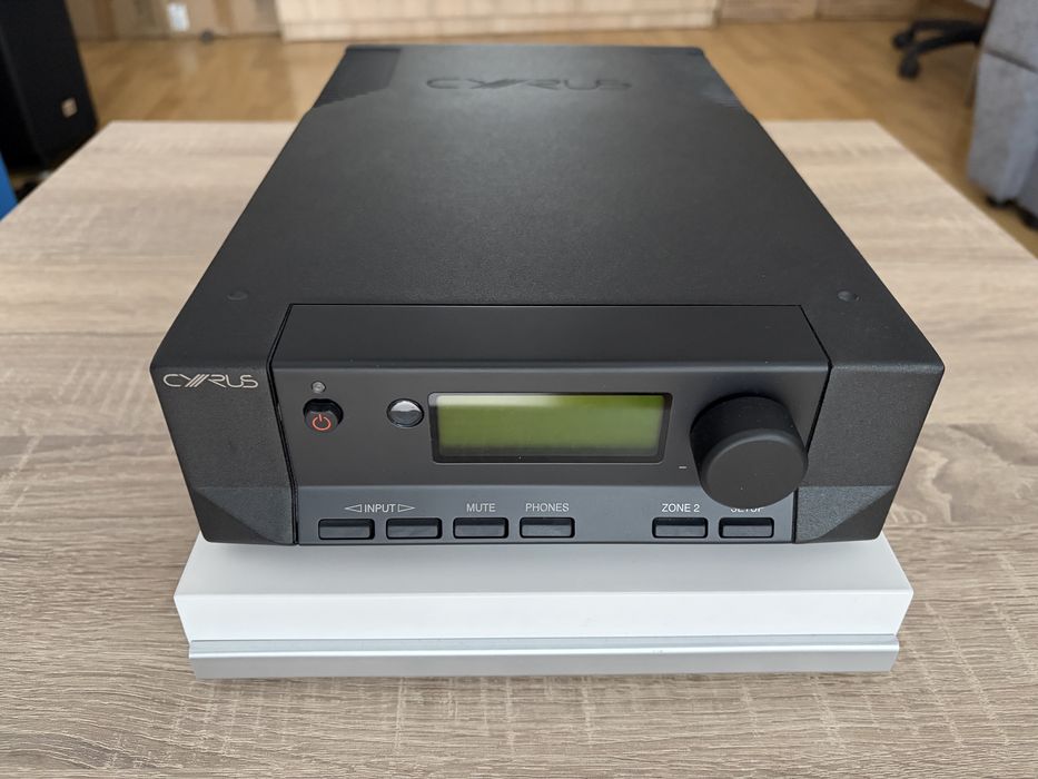 Cyrus amp 8.2 Dac impecabil Made in UK