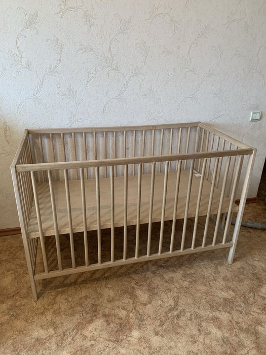 Кроватка IKEA детская