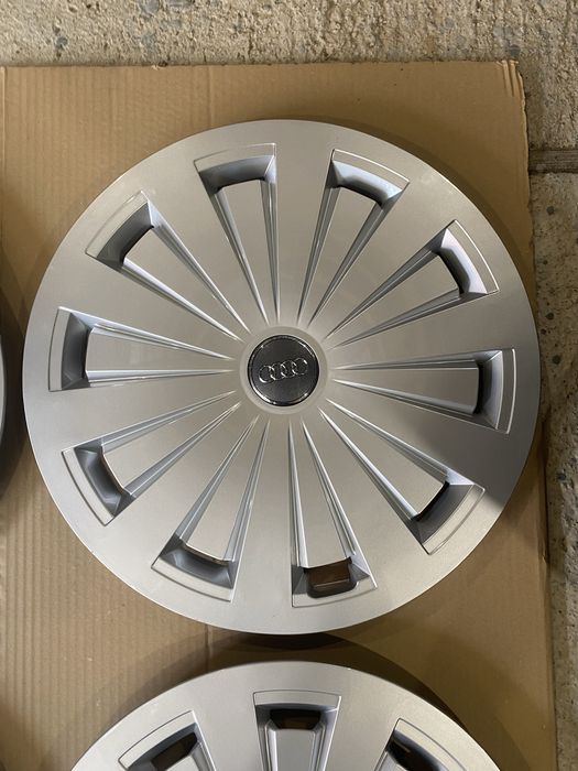 16 цола Тасове Ауди , Audi